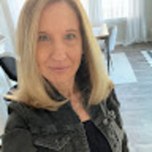 Meet your Posher, Christine